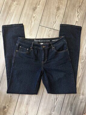 🌺 2/$25 Natural Reflections Comfort Stretch Bootcut Jean 8A Dark Wash Mid Rise